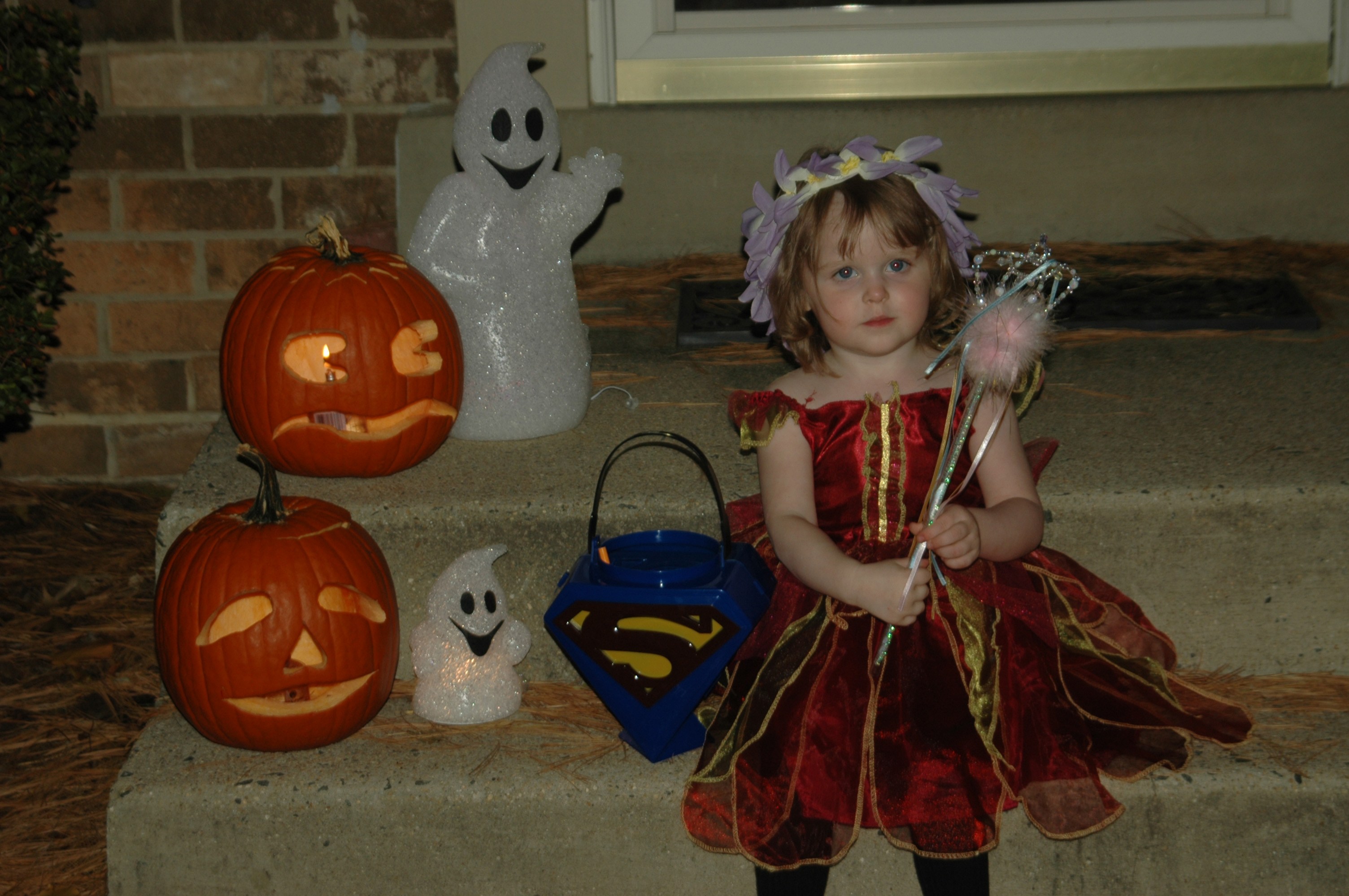 halloweengirl06.jpg